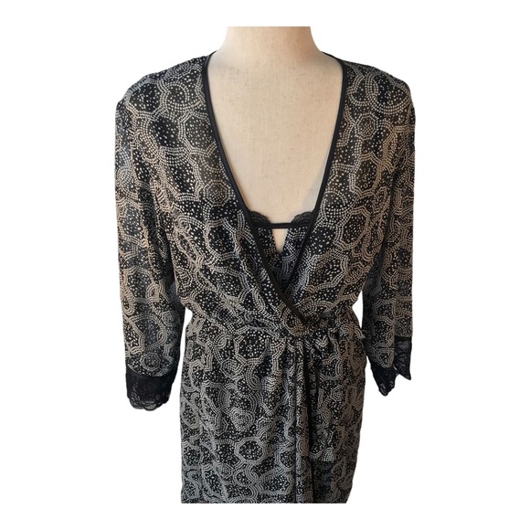 Oscar de la Renta Pink Label Gown and Robe - Picture 13 of 16